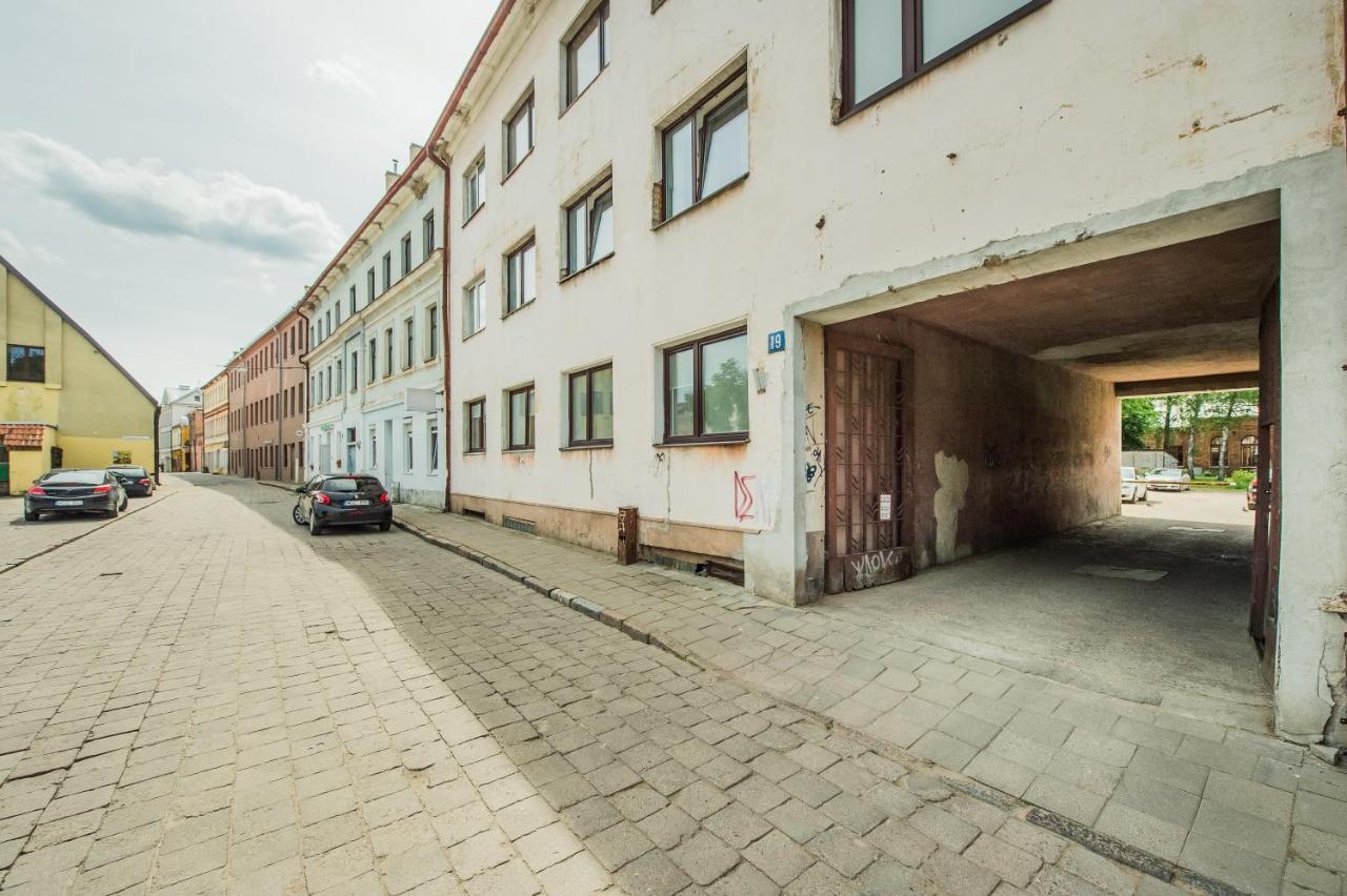 Lovely 1-Bedroom Apartment In Kaunas Old Town Екстер'єр фото